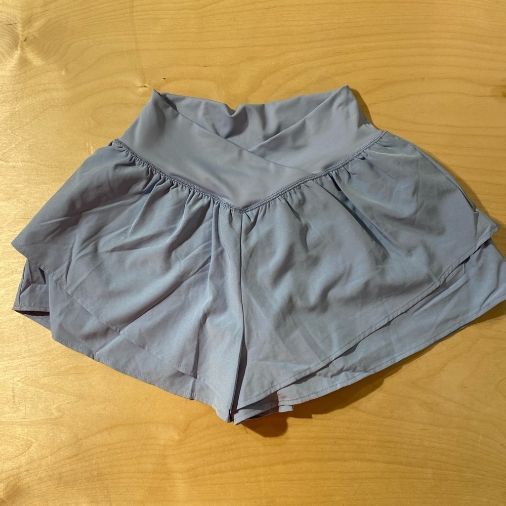 New In Gray High-Waisted Shorts Medium (EF)
